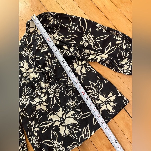 ba&sh Sessee Noir Black Floral Blouse - Picture 9 of 11